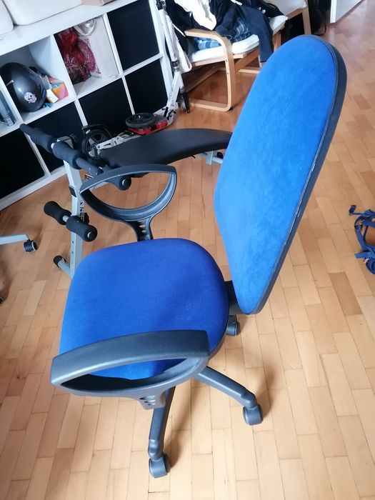 Офис детски стол