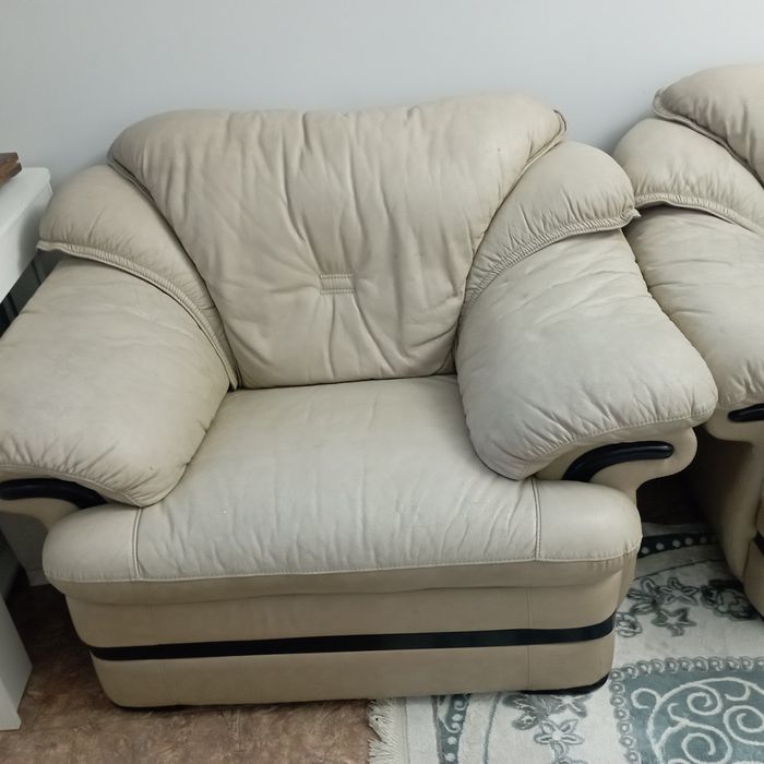 Продам мягкую кожаную мебель
