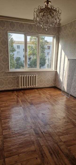 Юнусобод 8-кв 4/3/4 Продаётся квартира