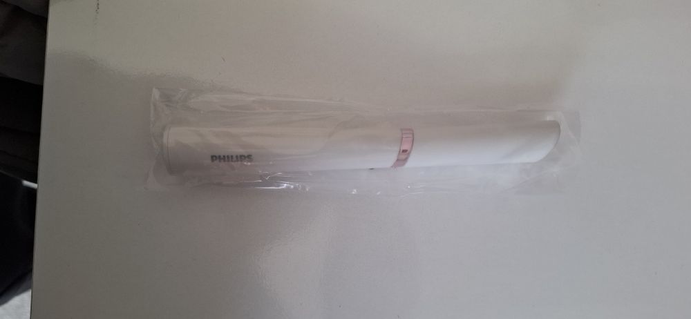 Фотоепилатор Philips lumea ipl 8000