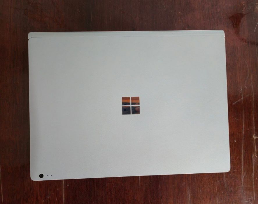 Microsoft Surface Laptop Book 2 i5 8/256gb