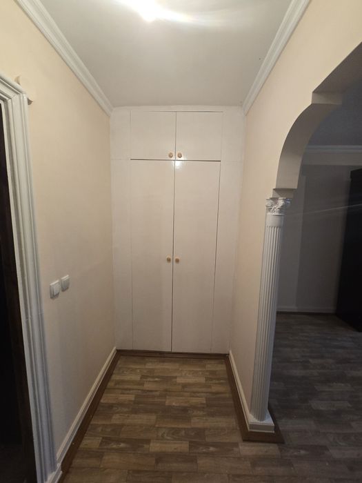 Аренда берилади 2 хона 4 этаж микрорайон