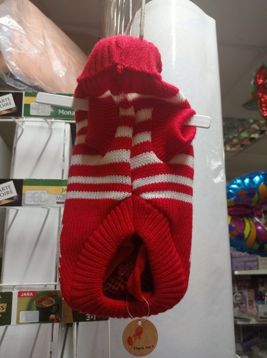 Продаются шлейки и  одежда для кошек и собак