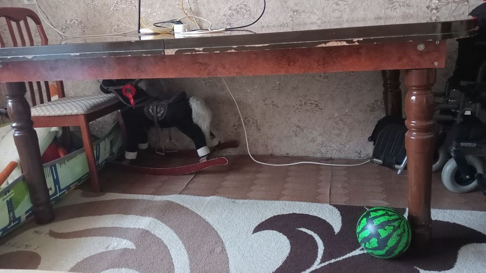 Стол для зала бу