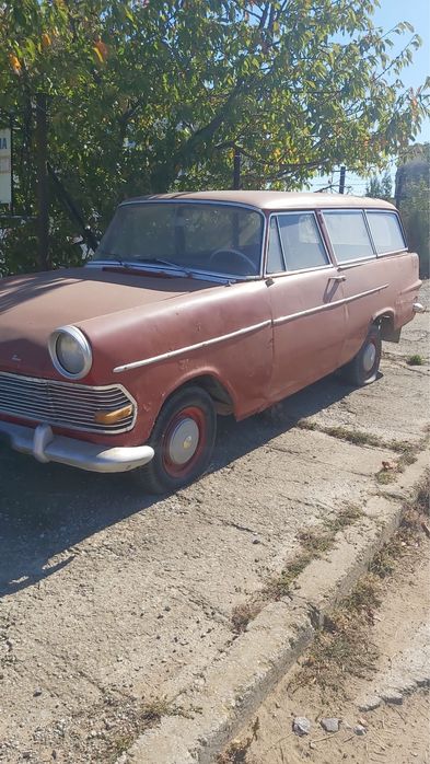 Ретро автомобил Опел караван /opel caravan 1966г бензинов
