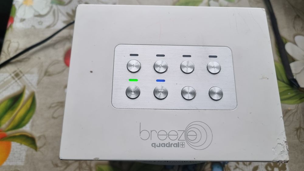 Boxa portabila hifi quadral breeze one cu probleme