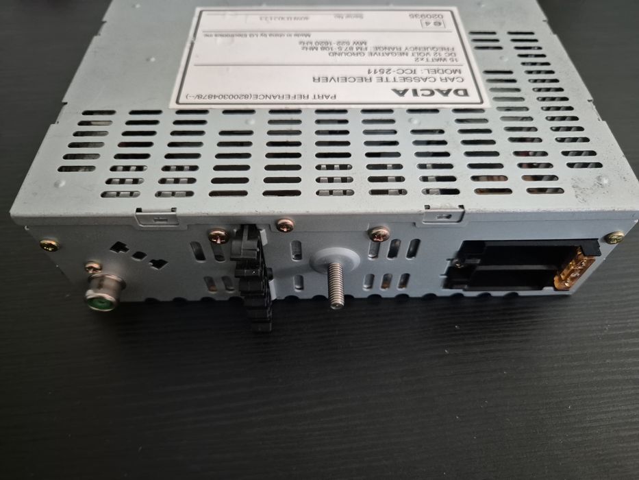 Player casetofon auto Original Dacia TCC-211 2x15W by LG