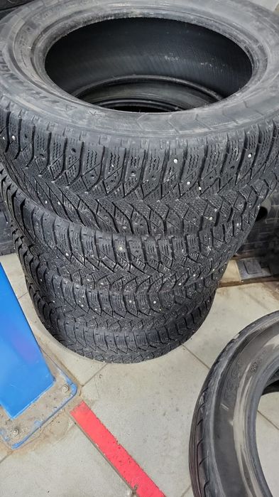 Продам шины зимние