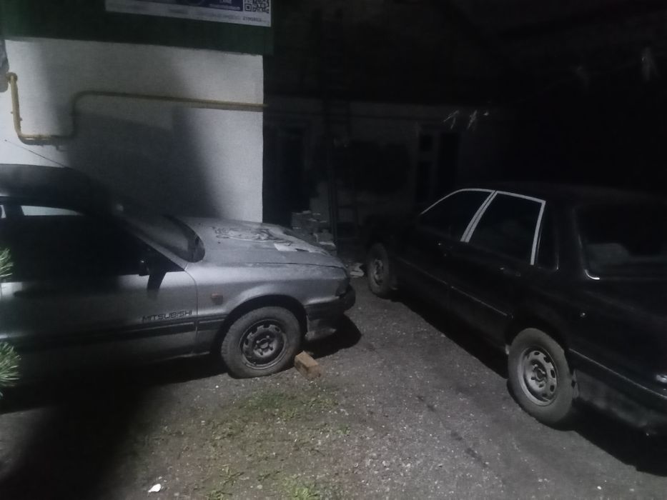 Запчасти на Галант Е33