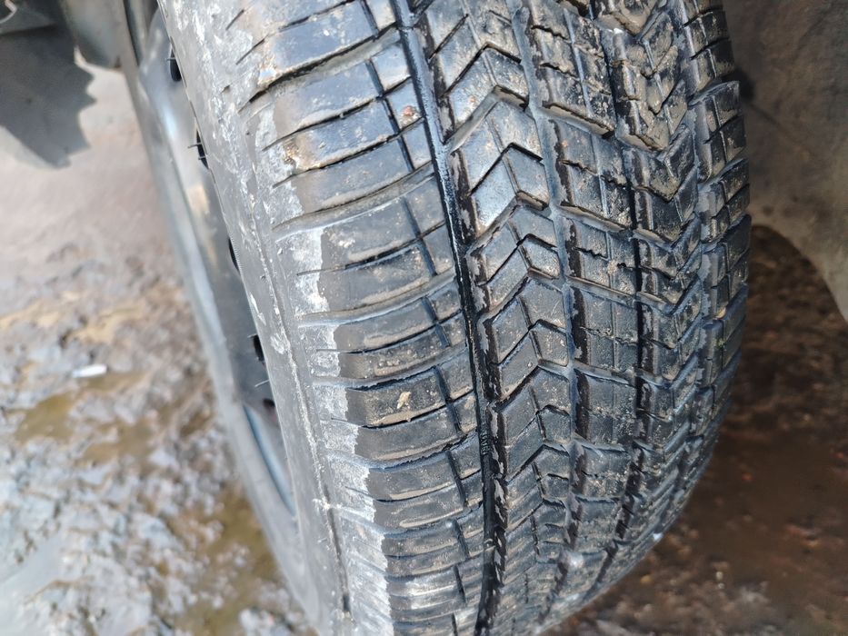 Срочно продаю машину