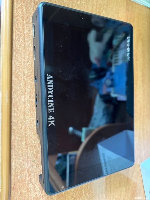 Tabletă monitor-camera pentru aparate foto-noua