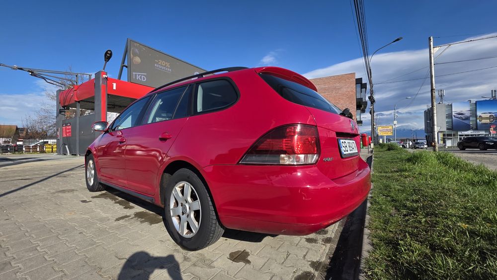 Volksvagen Golf VI 1.6 TDI, de 8 ani masina familiei
