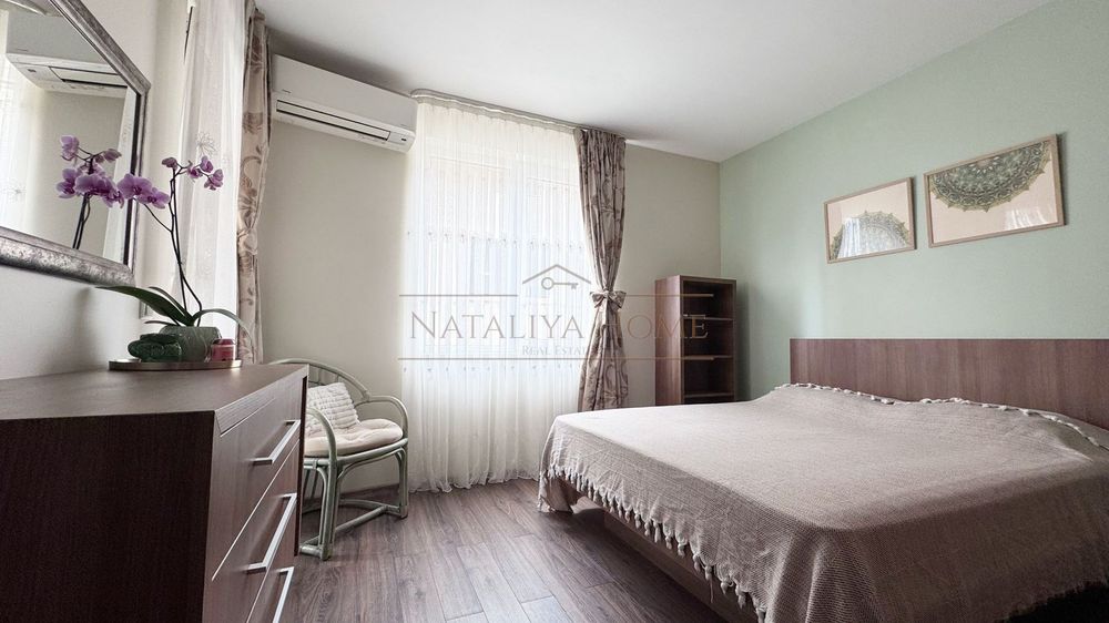 Продава се Тристаен апартамент в Бургас, Сарафово - 110 кв.м за 2200 €/кв.м - Снимка #5