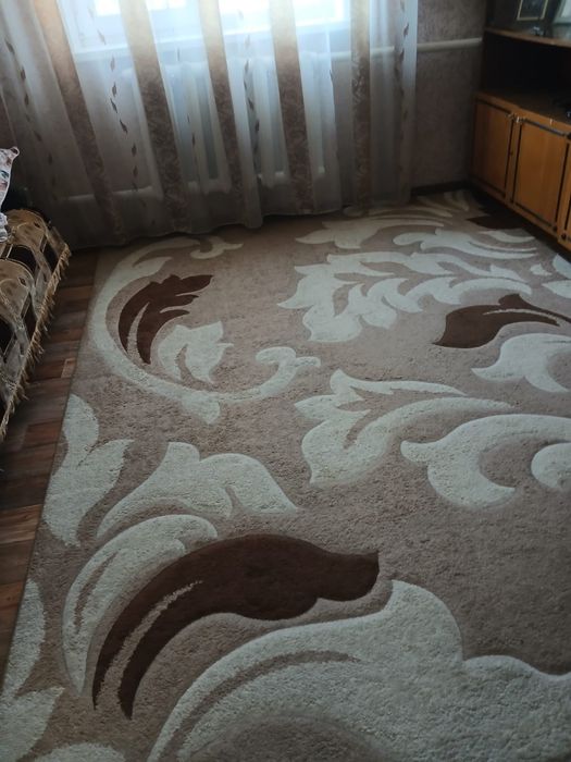 Продам Ковры и паласы