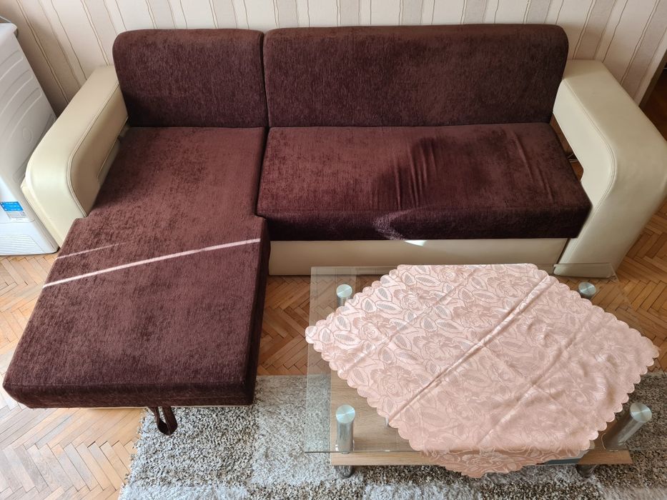 Colțar sufragerie.