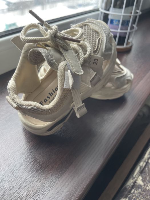 Обувь детская размер 23