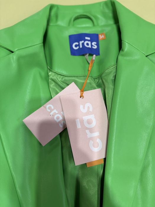 Дамско кожено сако-34 номер