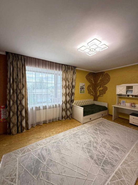 Дом в центре (не идёт под снос)