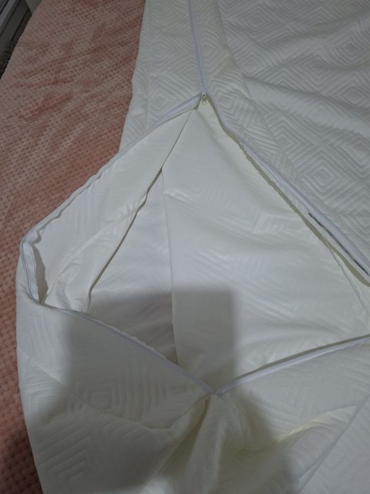 Husa prin care nu trece apa