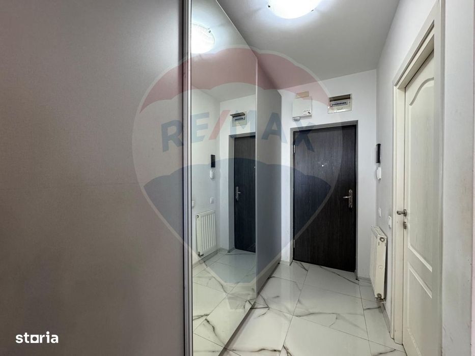 Apartament cu 3 camere la ARED( cu loc de parcare)