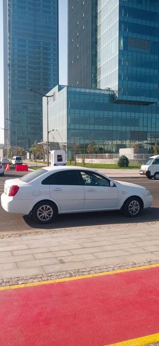 Chevrolet Lacetti / Gentra 2012