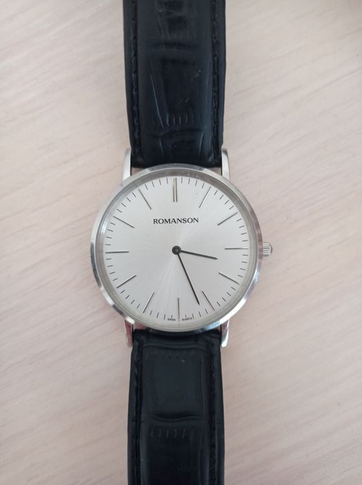 Продаю часы Romanson