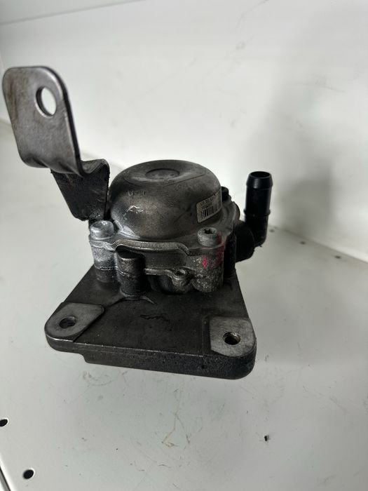 Насос ГУР БМВ (Е46) BMW (E46) гидроусилитель руля