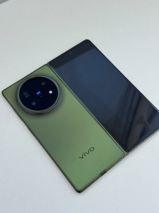Vivo x fold 5 16/1tb