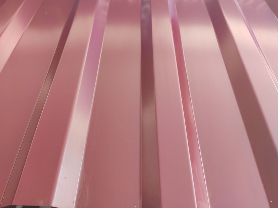 Profnastil va metallocherepitsa