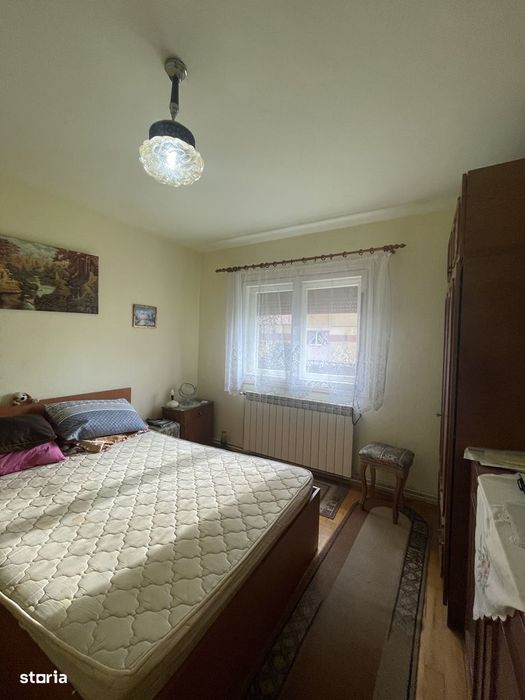 Apartament cu 4 camere CETATE