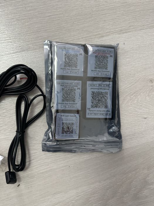 Kit iluminat ambiental digital RGB cu aplicatie - Avem si fire RGB led