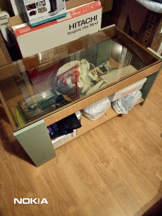 мебели- холно обзавеждане.