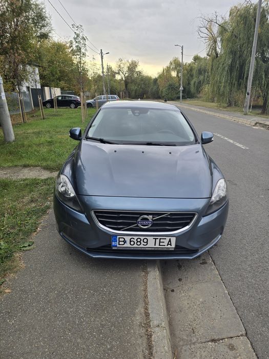 VOLVO V40 2013 — imagine 2