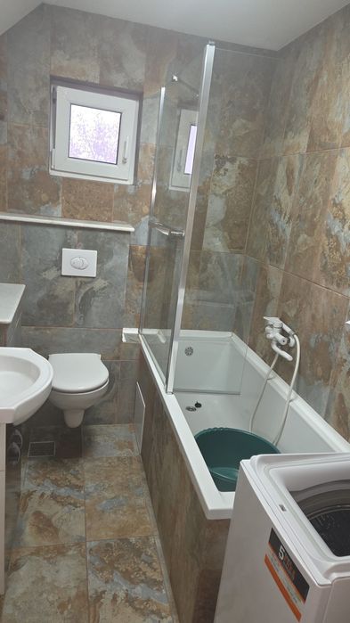 Garsoniera de închiriat