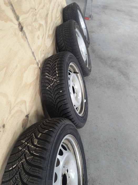 Jante Smart fortwo III în două lățimi anv iarna 165 65  / 185 60 R15