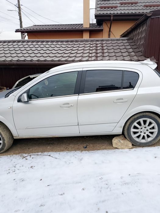 Dezmembrez Opel Astra h 1.7cdti; BMW E39 2.0 diesel