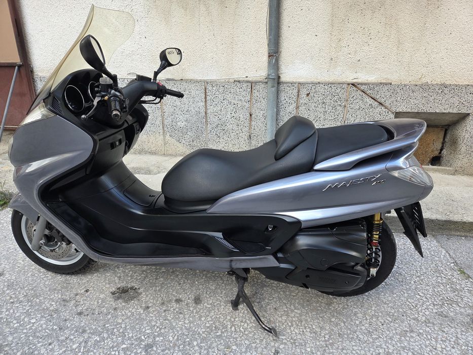 Yamaha majesty.ямаха маджести