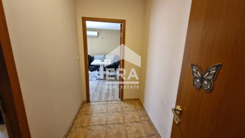 Дава се под наем Двустаен апартамент в Варна, Колхозен пазар - 65 кв.м за 448.8 € - Снимка #5