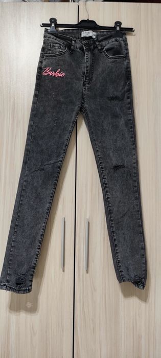 Дънки и панталони