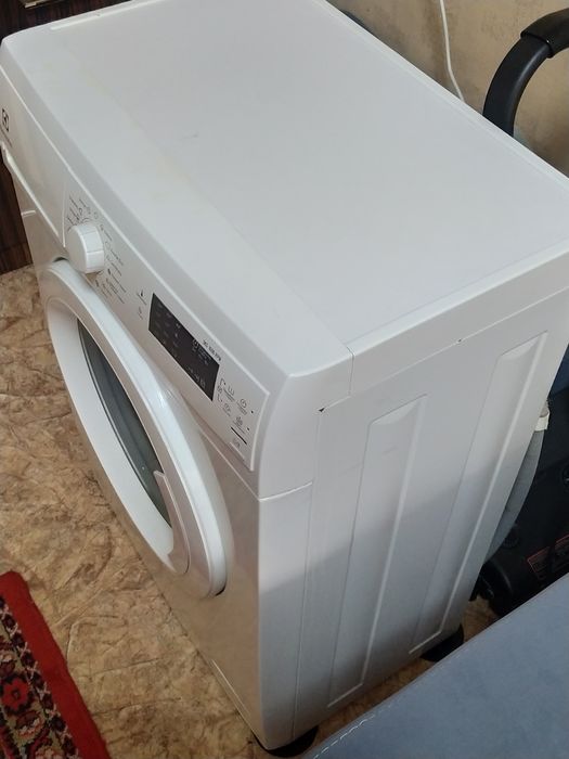 Electrolux 9kg 1000 оборот/мин