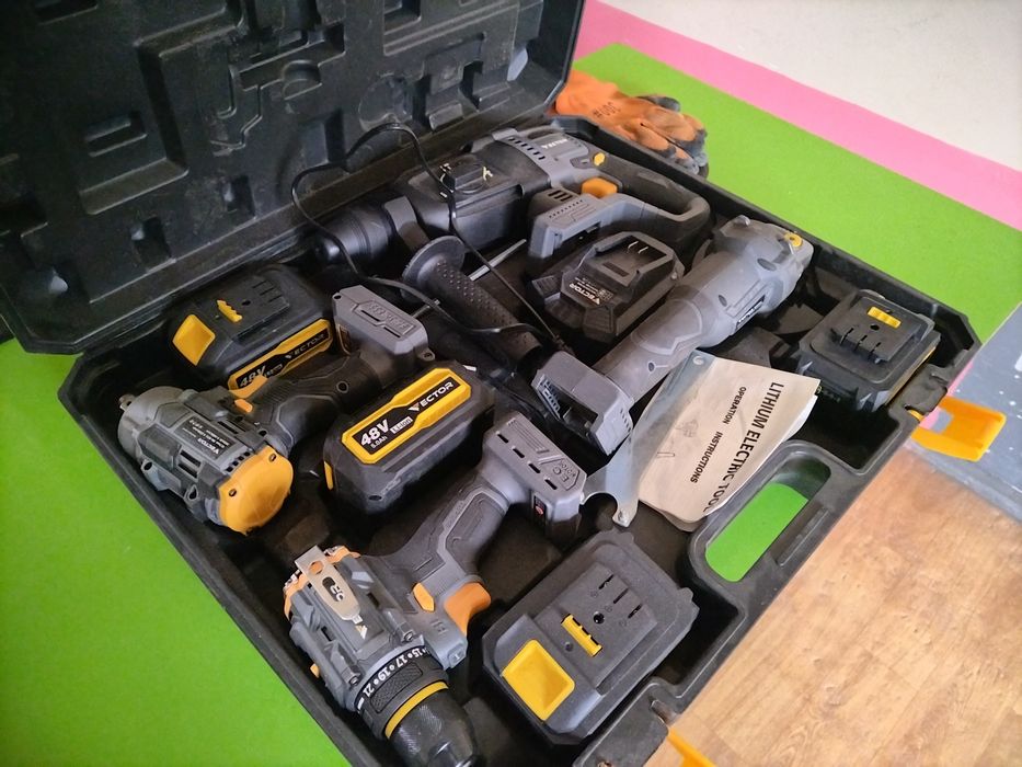 Электроинструмент