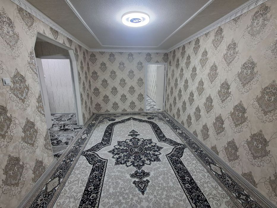 Фрунзенский масивда 2 хонали квартира сотилади