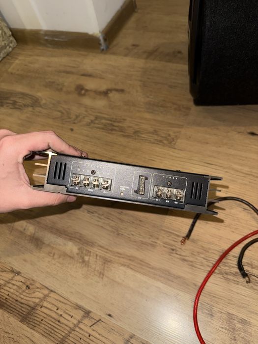 PACHET  Subwoofer Alpine SWT-12S4 + Amplificator Excalibur X600.2