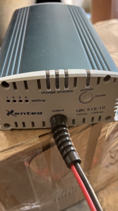 Redresor baterie Xenteq LBC-512-10