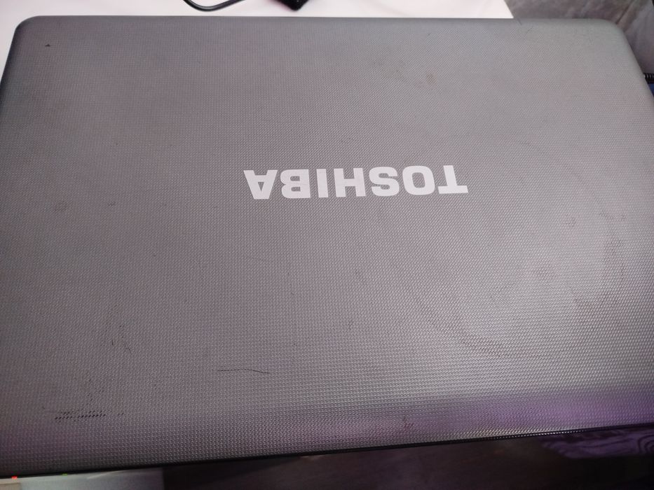 Продам ноутбук Toshiba