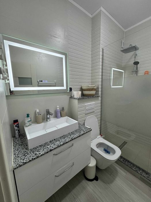 Apartament 2 camere mamaia nord prima linie la mare