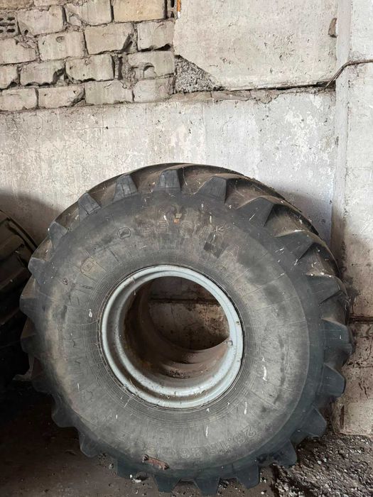 Колеса с дисками к700 Кировец шины с дисками баллоны на К-700