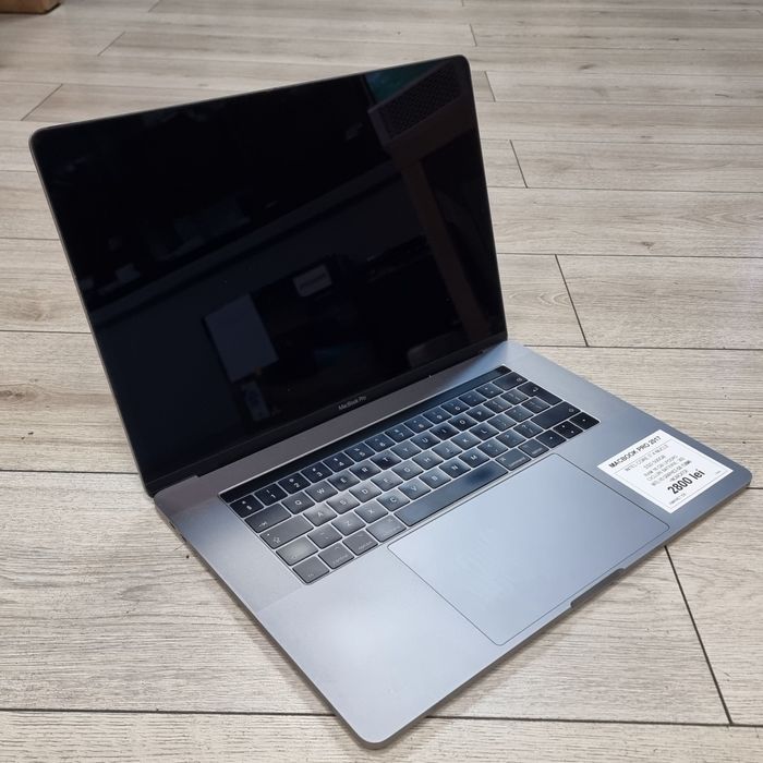 Amanet F28: MacBook Pro 2017 i7 ssd 500gb (N)