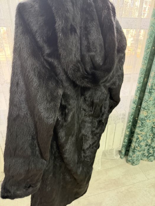 Продам норковую  шубу