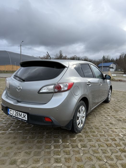 Mazda 3 /1.6 benzina an 2010  178800 km fiscal pe loc